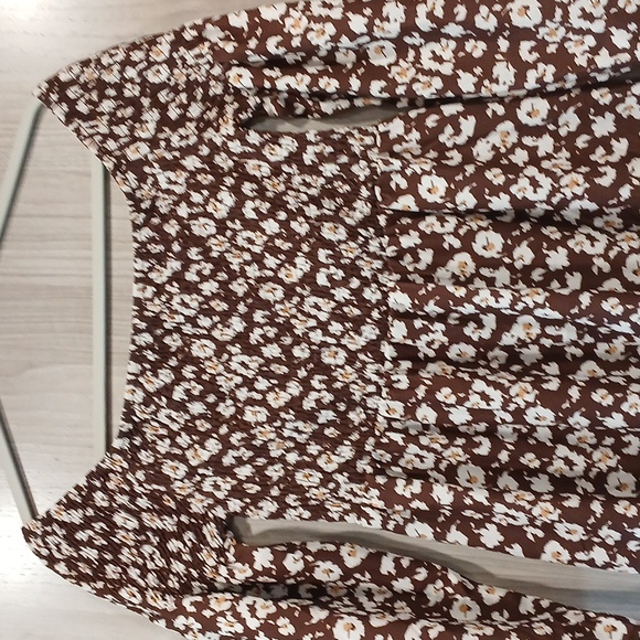 NWT ONEYIM Brown Floral Mini Dress Size: Medium - Picture 9 of 12